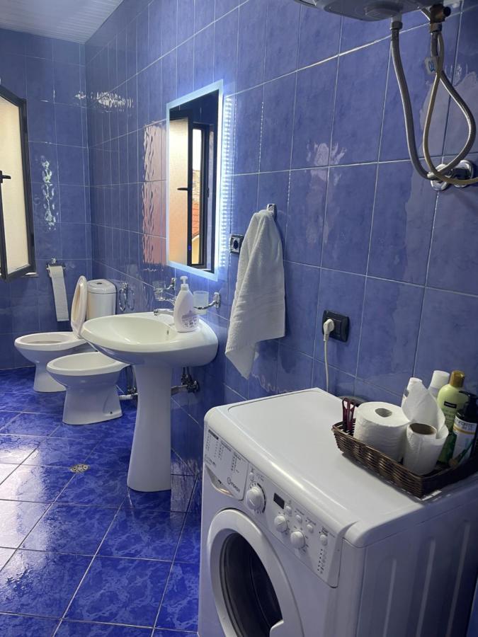 Lacasa-21 Dhjetori Тирана Екстериор снимка